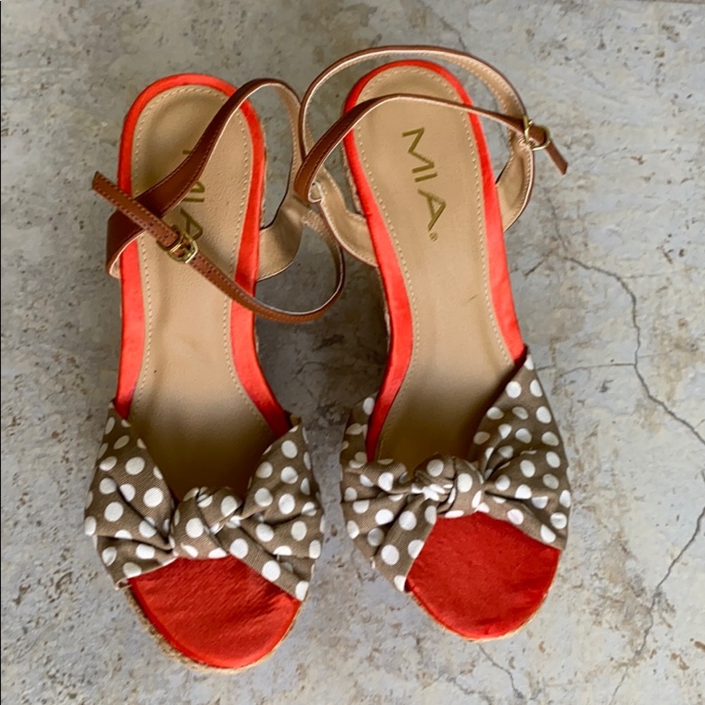 MIA Tan & White Polka Dot Rope Wedges NEW